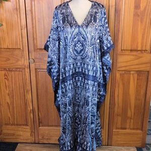 Winlar Blue and White Patterned Kaftan Kimono Maxi Dress OS          CC105
